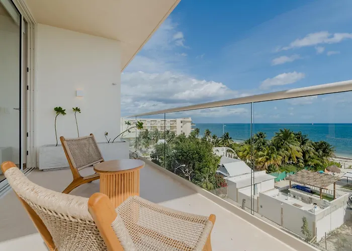 Live By The Sea - Luxury King Size Bed - Wifi Apartment