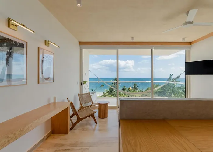 Live By The Sea - Luxury King Size Bed - Wifi *