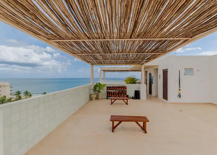 Live By The Sea - Luxury King Size Bed - Wifi Apartment